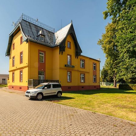 Hotel Orka Моравска-Тршебова Экстерьер фото