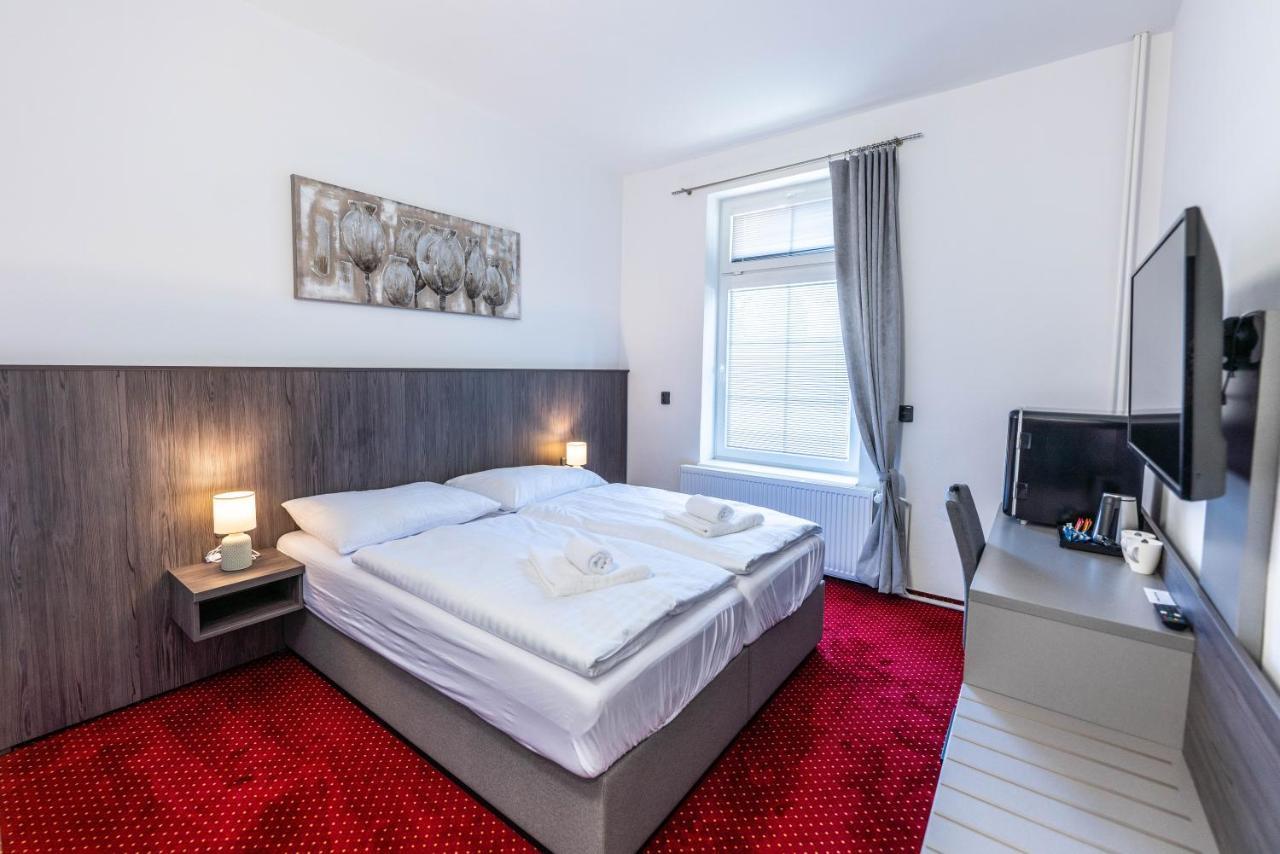 Hotel Orka Моравска-Тршебова Экстерьер фото