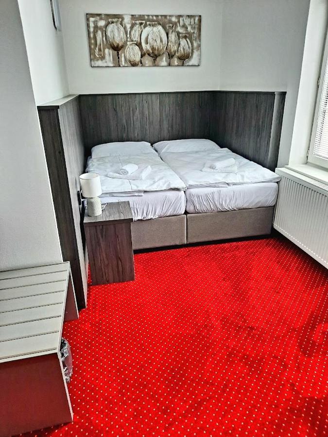 Hotel Orka Моравска-Тршебова Экстерьер фото